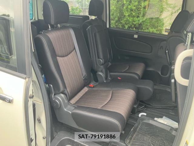 Nissan SERENA 2015-11 8782009-22