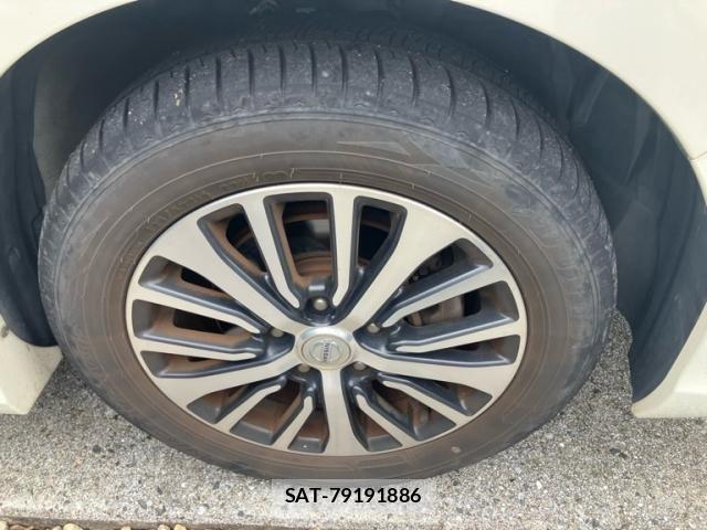 Nissan SERENA 2015-11 8782009-6