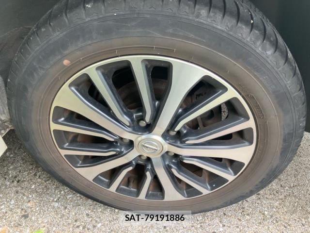 Nissan SERENA 2015-11 8782009-8