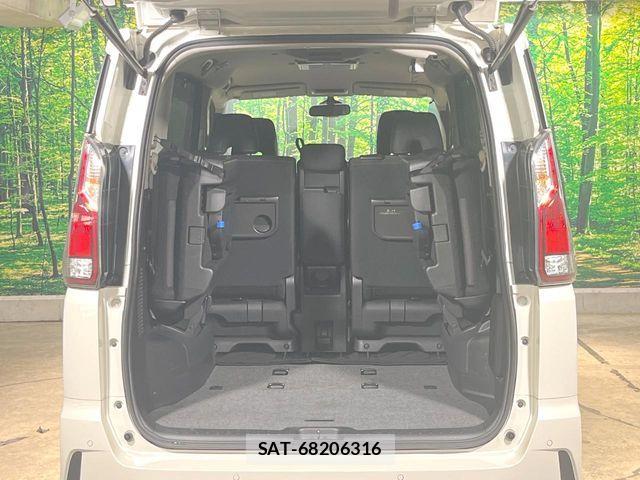 Nissan SERENA 2017-01 8781997-11