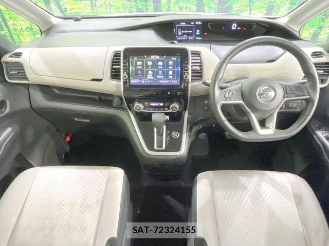 Nissan SERENA 2018-01 8781984-1