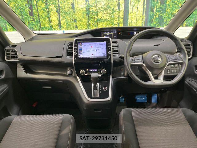 Nissan SERENA 2017-01 8781982-1