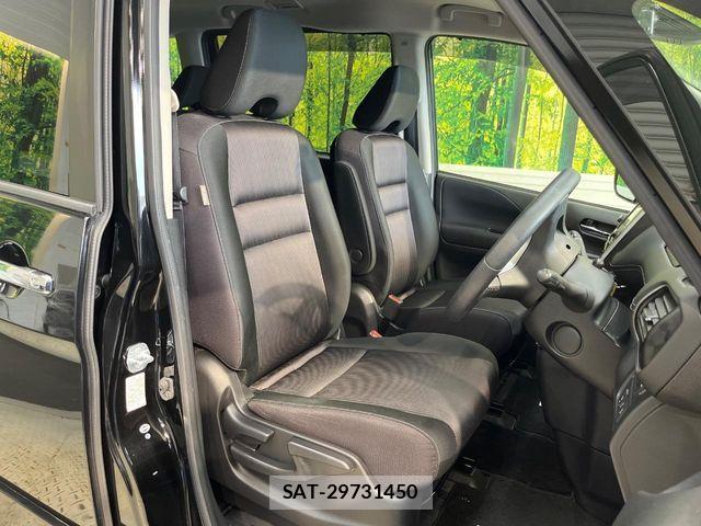 Nissan SERENA 2017-01 8781982-7