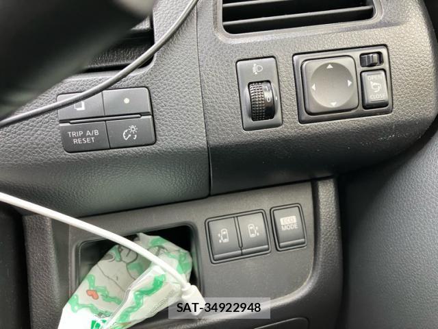 Nissan SERENA 2012-10 8782011-17