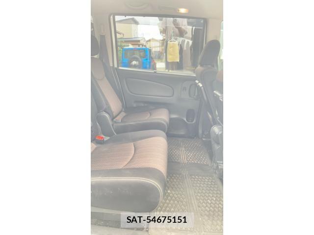 Nissan SERENA 2014-07 8782013-10
