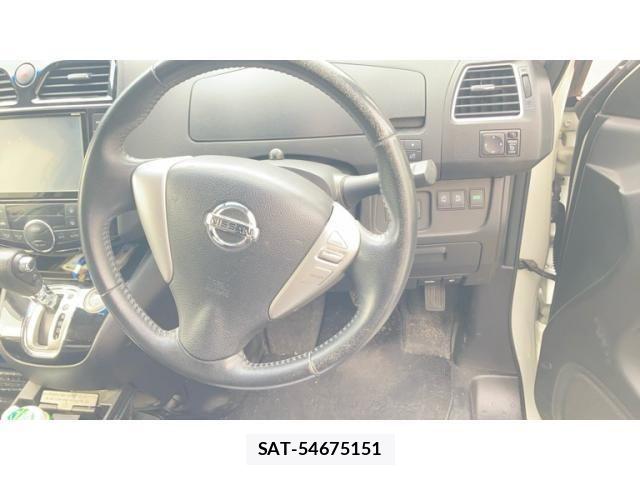 Nissan SERENA 2014-07 8782013-12