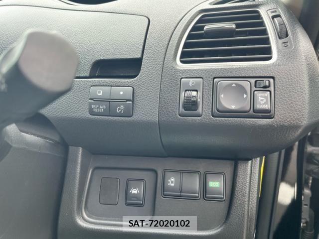 Nissan SERENA 2014-03 8782012-11
