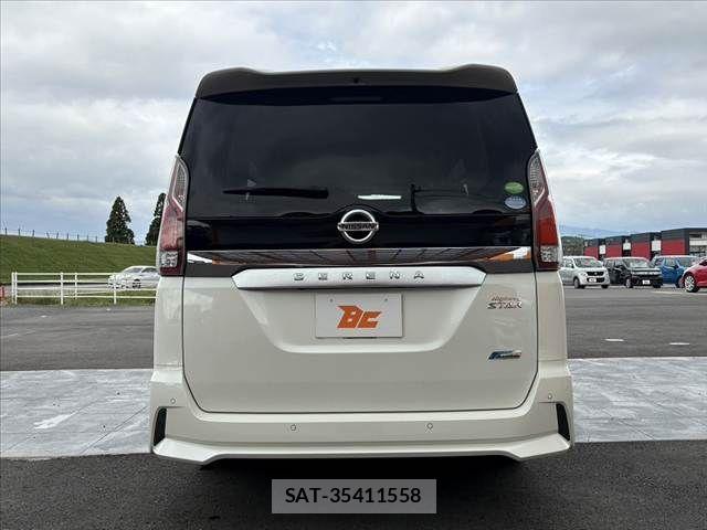 Nissan SERENA 2017-04 8781989-13
