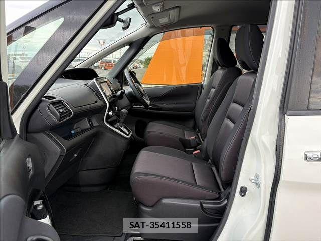 Nissan SERENA 2017-04 8781989-16