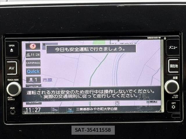 Nissan SERENA 2017-04 8781989-5