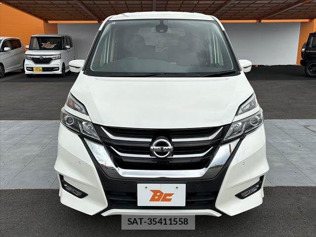 Nissan SERENA 2017-04 8781989-8