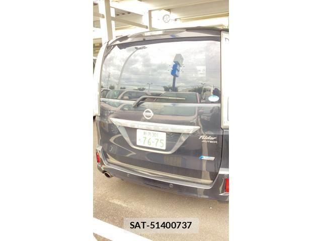Nissan SERENA 2014-09 8782010-1