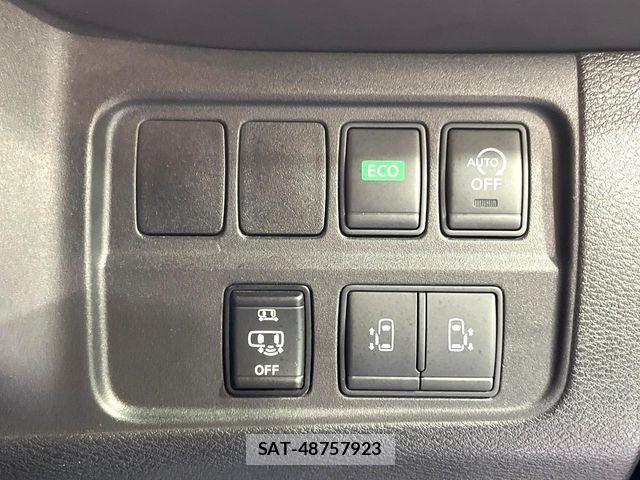 Nissan SERENA 2018-02 8781998-5