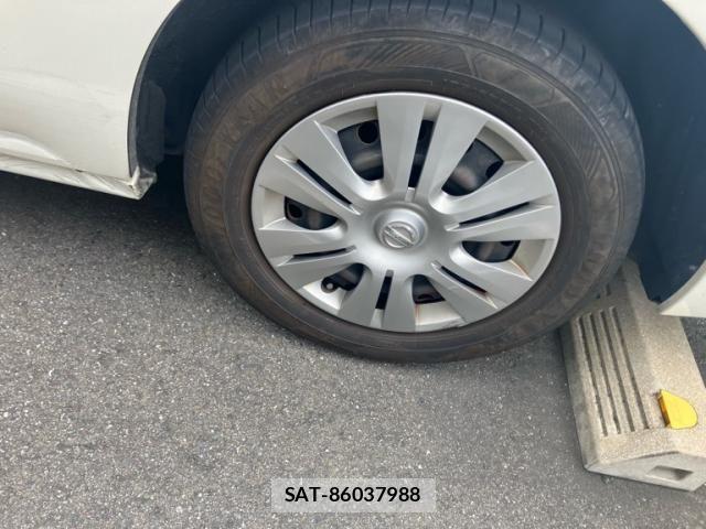 Nissan SERENA 2012-09 8797457-5