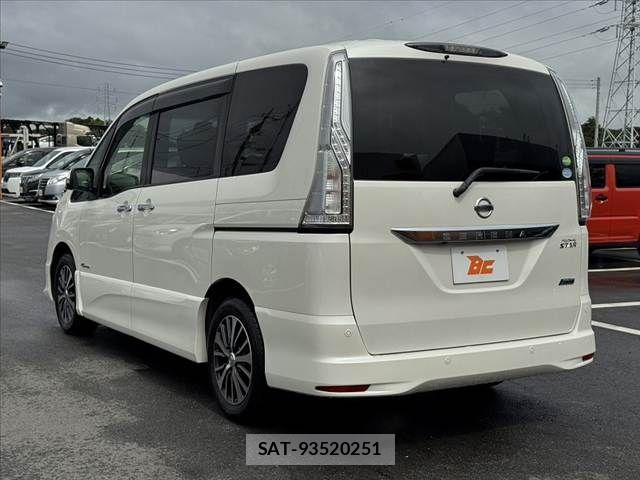 Nissan SERENA 2016-05 8797437-12