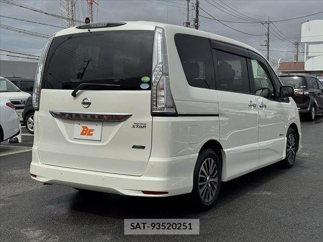 Nissan SERENA 2016-05 8797437-14