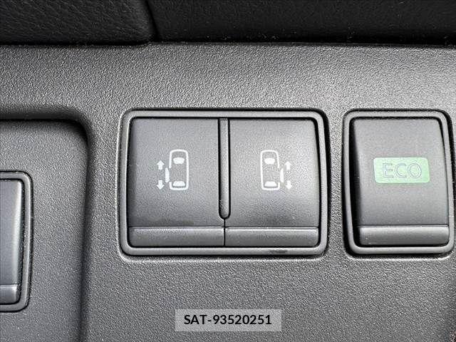 Nissan SERENA 2016-05 8797437-4