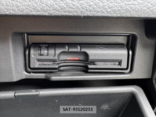 Nissan SERENA 2016-05 8797437-5