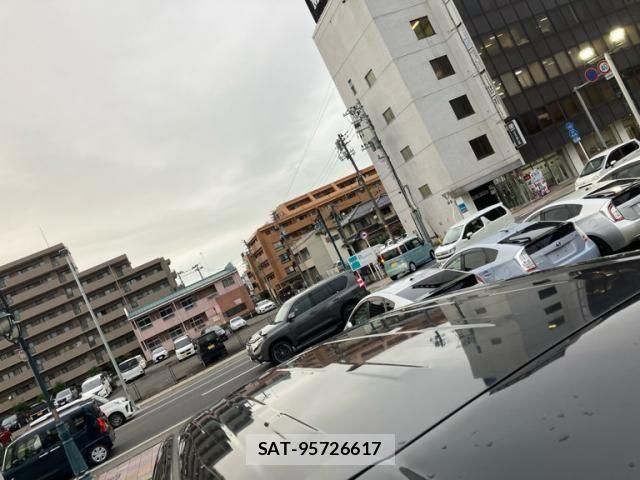Nissan SERENA 2016-08 8797444-9