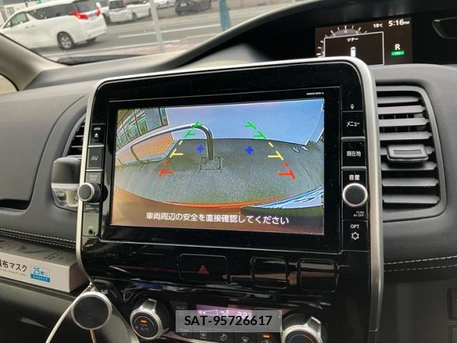Nissan SERENA 2016-08 8797444-24