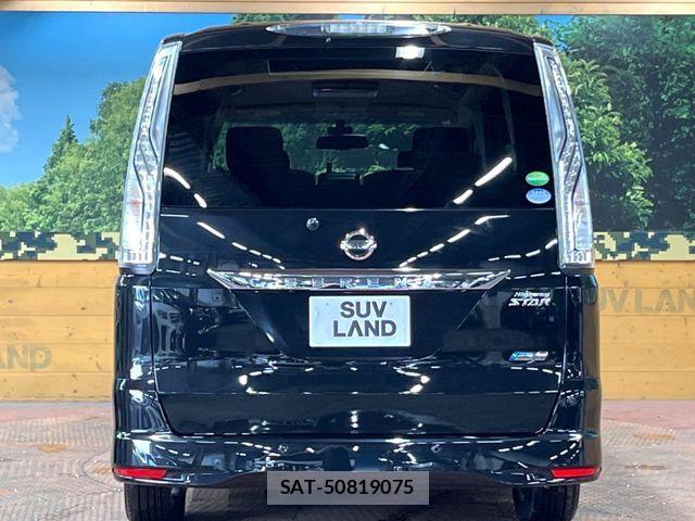 Nissan SERENA 2015-11 8797440-15