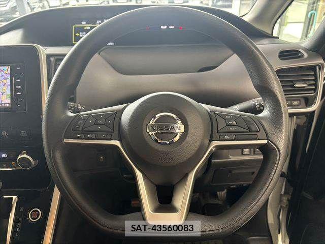 Nissan SERENA 2017-02 8797434-12