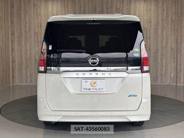 Nissan SERENA 2017-02 8797434-18