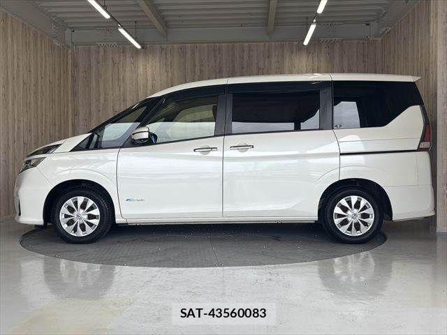 Nissan SERENA 2017-02 8797434-21
