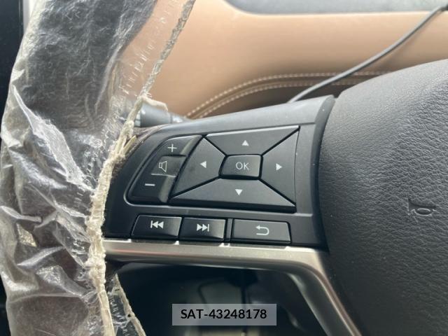 Nissan SERENA 2018-04 8797452-20