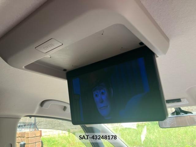 Nissan SERENA 2018-04 8797452-22