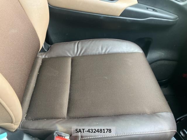 Nissan SERENA 2018-04 8797452-28