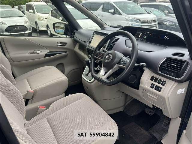 Nissan SERENA 2016-08 8797449-12