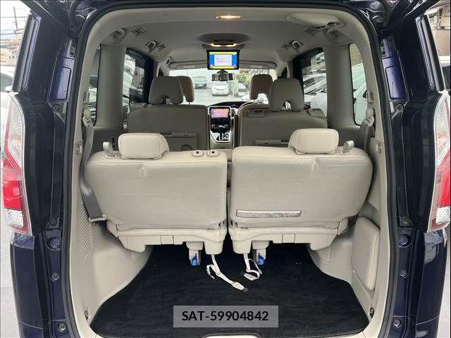 Nissan SERENA 2016-08 8797449-17