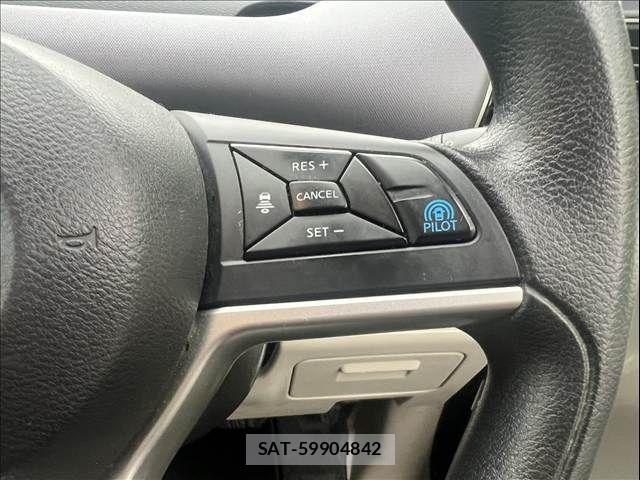 Nissan SERENA 2016-08 8797449-27