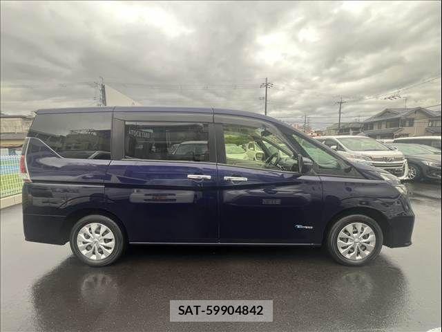 Nissan SERENA 2016-08 8797449-5