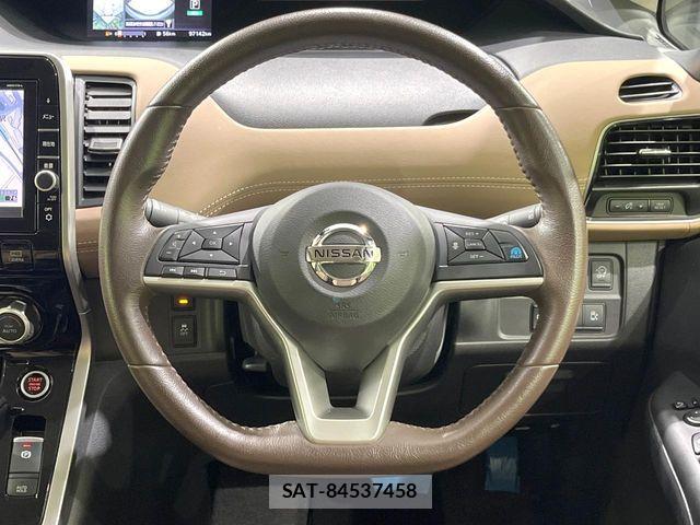 Nissan SERENA 2017-09 8797442-10