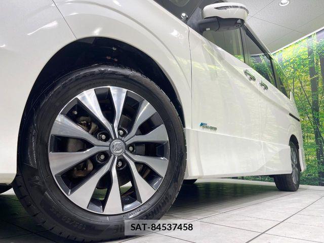 Nissan SERENA 2017-09 8797442-12