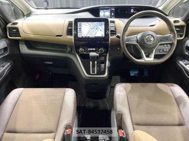 Nissan SERENA 2017-09 8797442-1