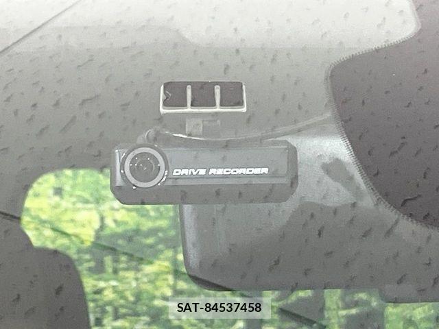 Nissan SERENA 2017-09 8797442-5