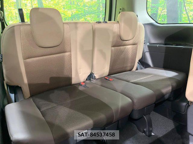 Nissan SERENA 2017-09 8797442-8