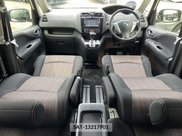 Nissan SERENA 2014-11 8797451-5