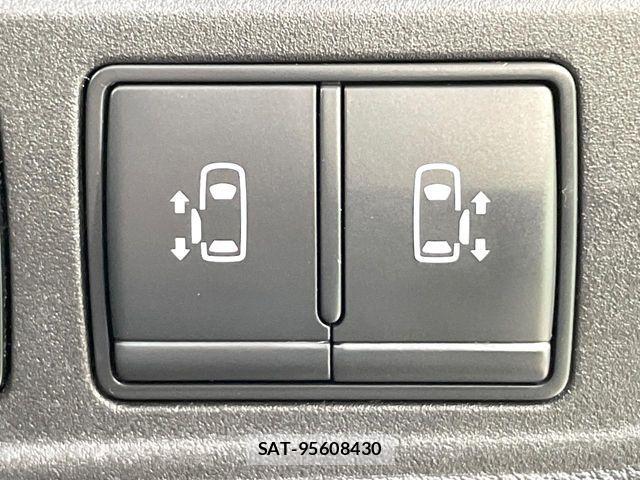 Nissan SERENA 2020-02 8797430-5