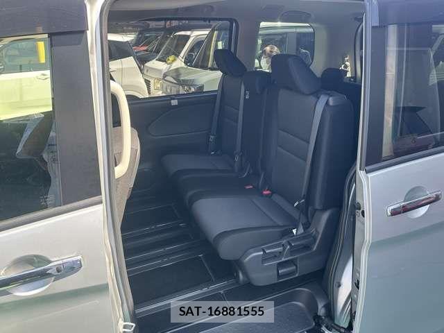 Nissan SERENA 2021-04 8797428-5
