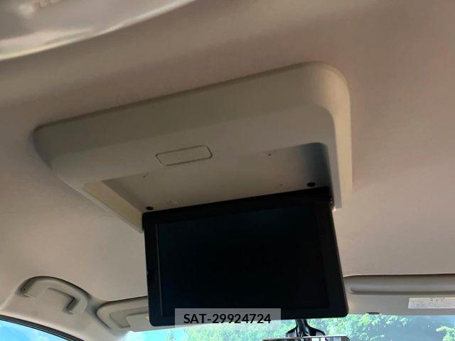 Nissan SERENA 2017-07 8797433-2