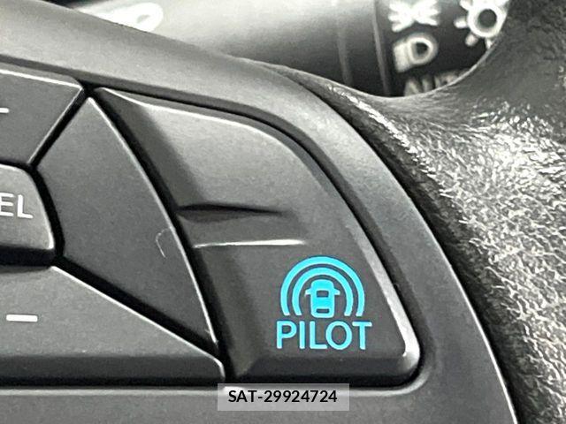 Nissan SERENA 2017-07 8797433-6