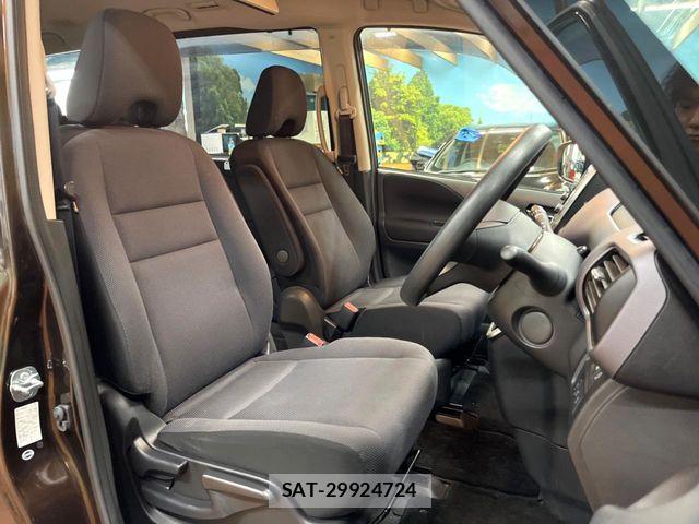 Nissan SERENA 2017-07 8797433-7