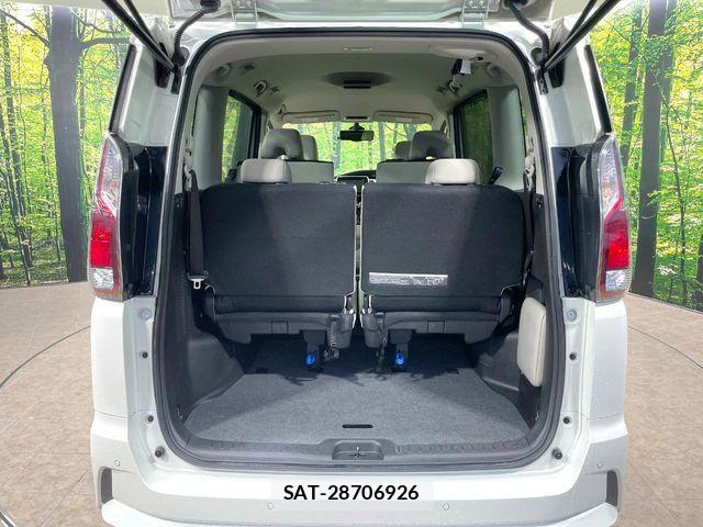 Nissan SERENA 2017-11 8797436-10