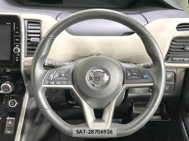 Nissan SERENA 2017-11 8797436-11