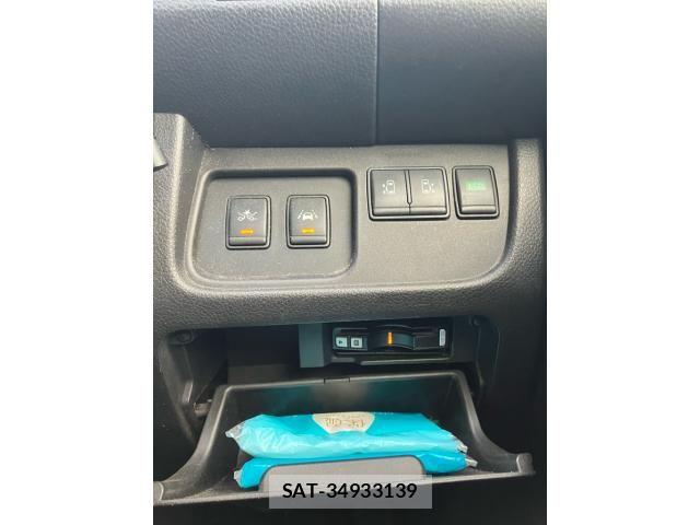 Nissan SERENA 2014-03 8797455-15