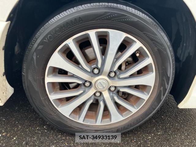 Nissan SERENA 2014-03 8797455-6